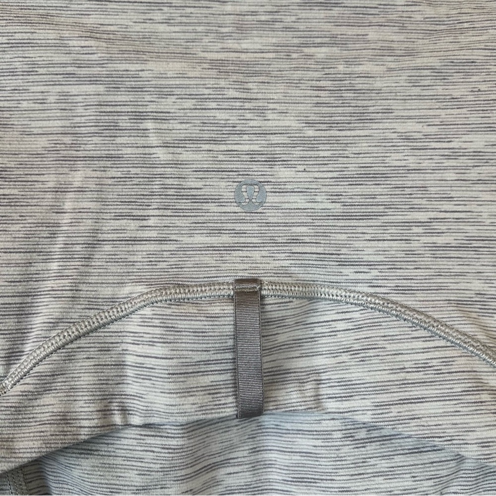 Lululemon Gray Silver Define Women's Jacket Size 8 - Picture 12 of 13